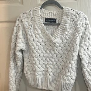 Ivory Kendal&Kylie sweater